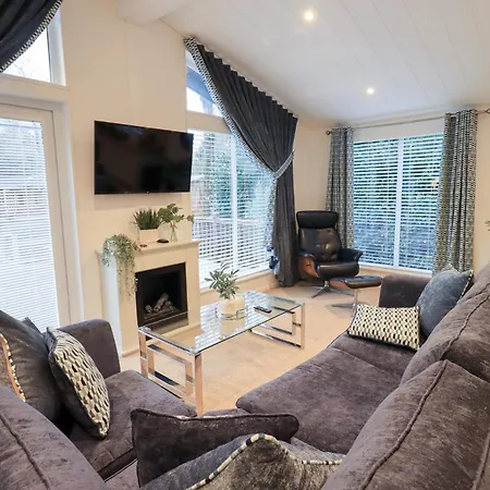 Unique Luxury Windermere