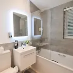 Unique Luxury Holiday home Windermere